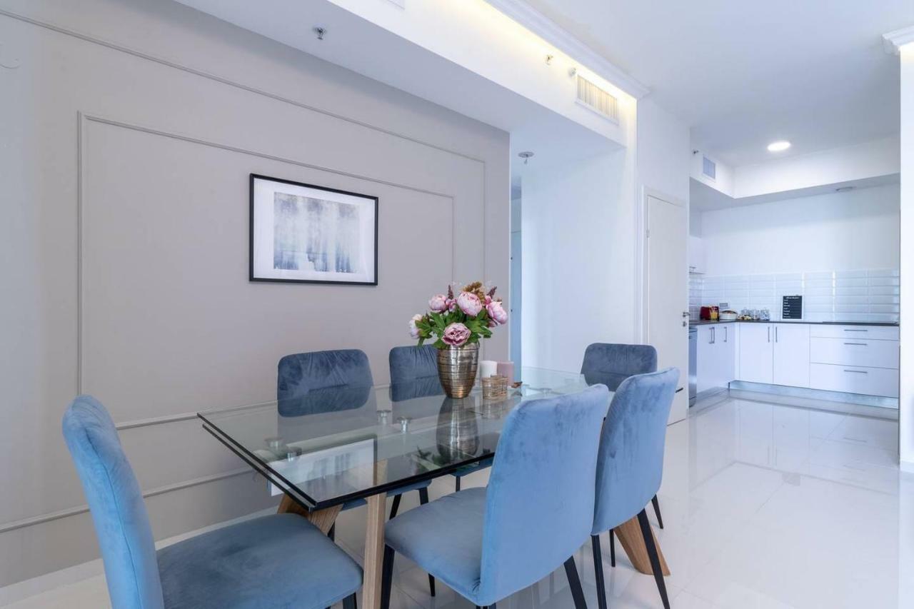 Magical 2Br/Parking With Amazing View, City Center エルサレム エクステリア 写真