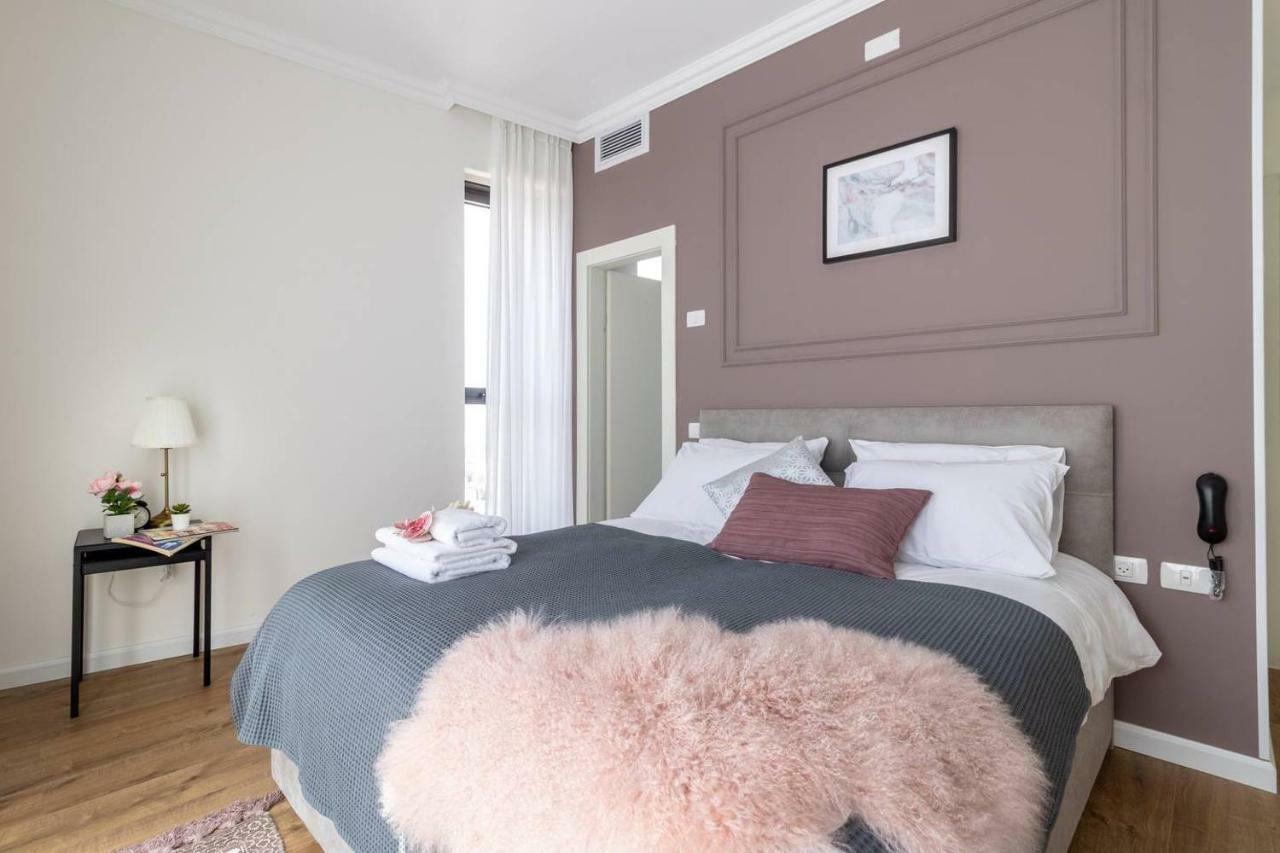 Magical 2Br/Parking With Amazing View, City Center エルサレム エクステリア 写真