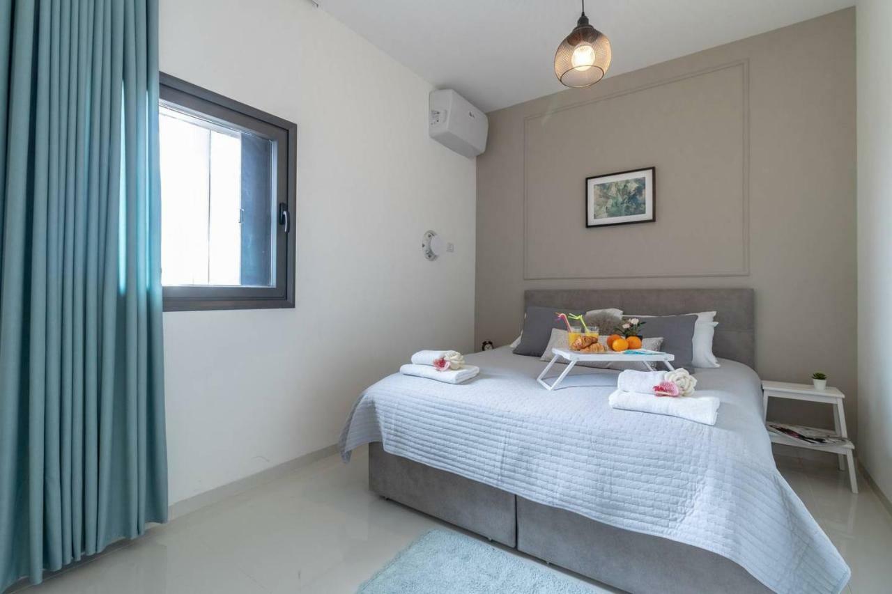 Magical 2Br/Parking With Amazing View, City Center エルサレム エクステリア 写真
